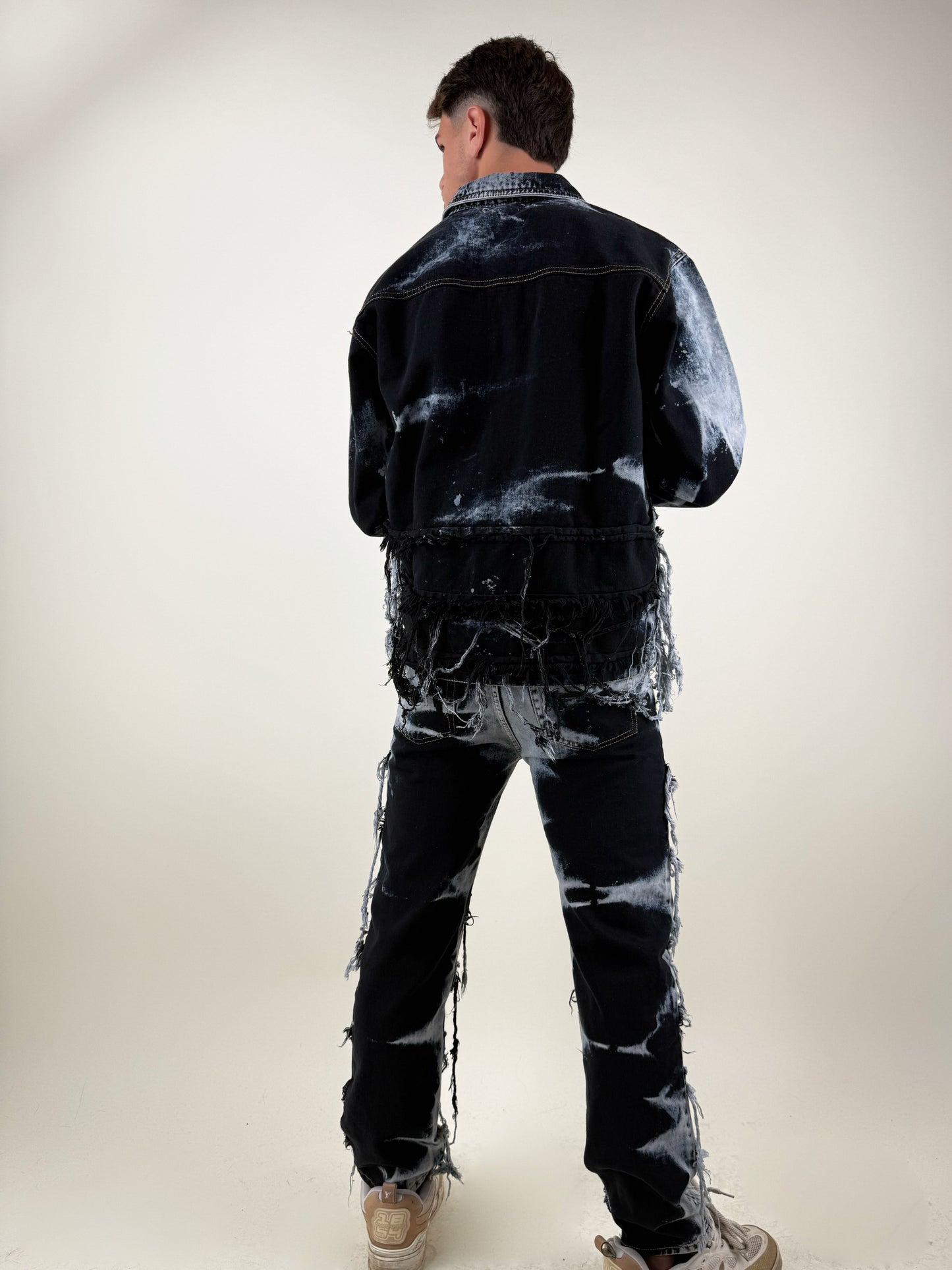 COORDINATO BLACK BLEACH