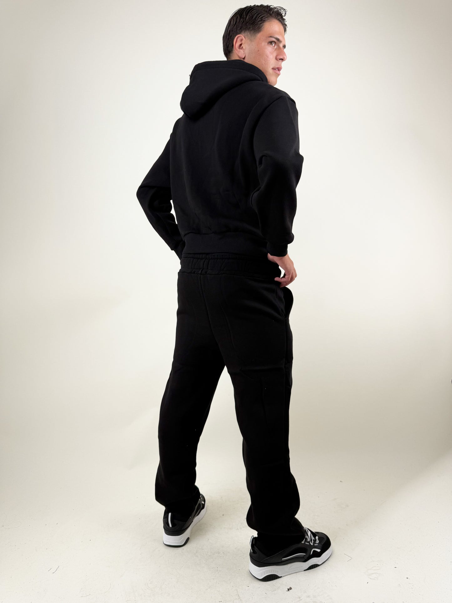 COORDINATO TUTA ZIP-NERO