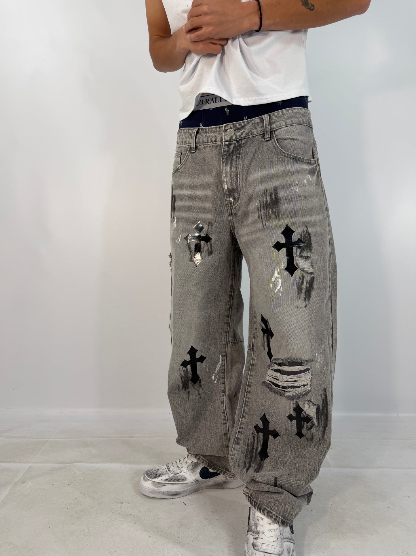 JEANS BAGGY STRAPPI CROCI