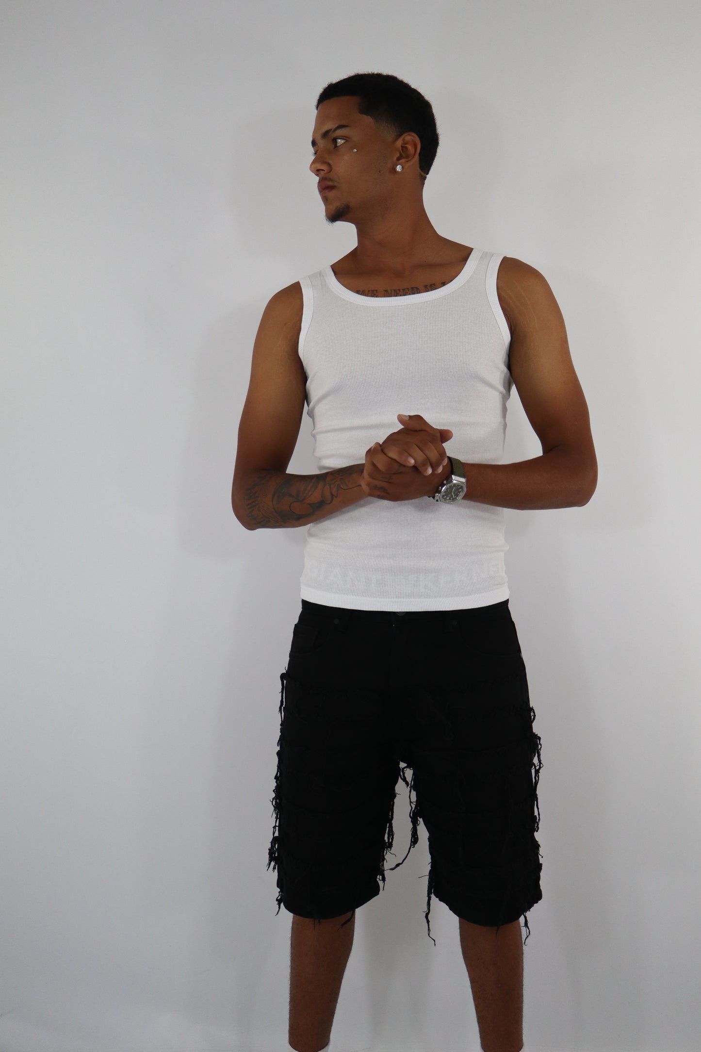 BERMUDA JEANS SFRANGIATI NERI